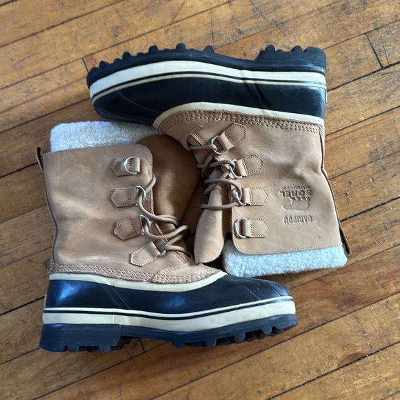Sorel Caribou Winter Boots - EUC Great Deal - Picture 5 of 7